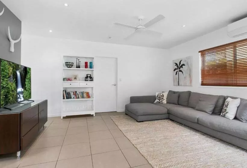 Beach House On Pearl   Kingscliff Central