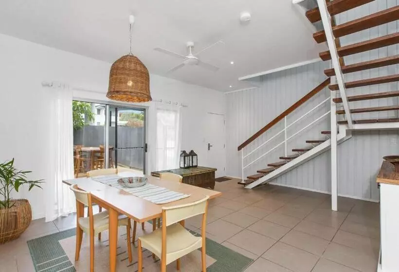 Beach House On Pearl   Kingscliff Central