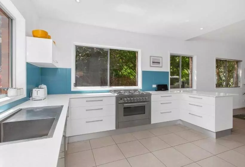 Beach House On Pearl   Kingscliff Central