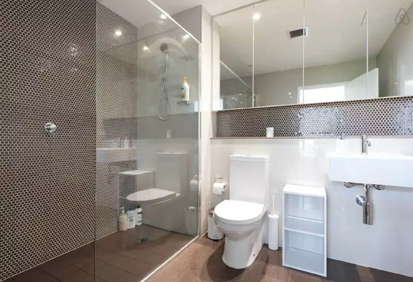 Cbd Apartment In Perfect Location