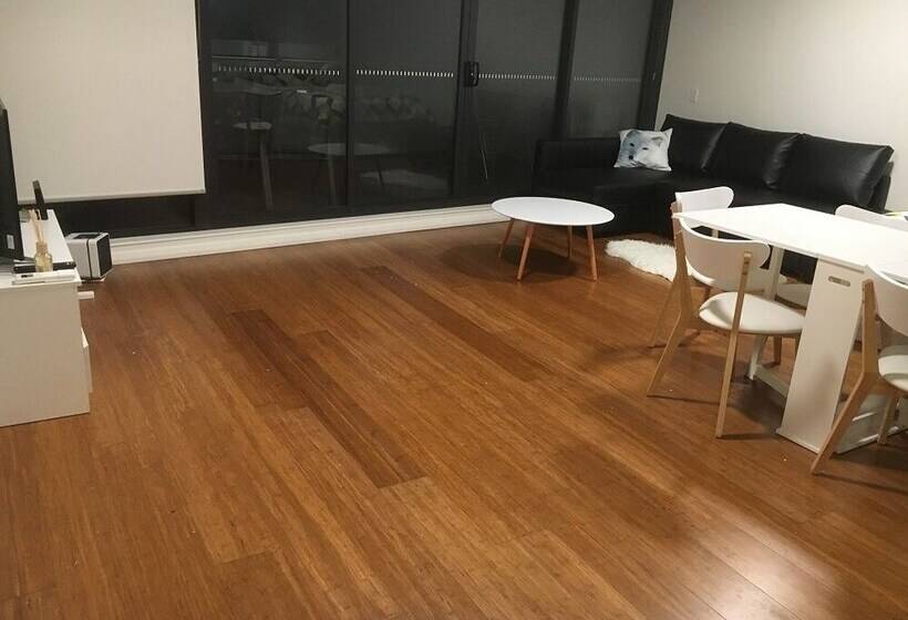 Cbd Apartment In Perfect Location