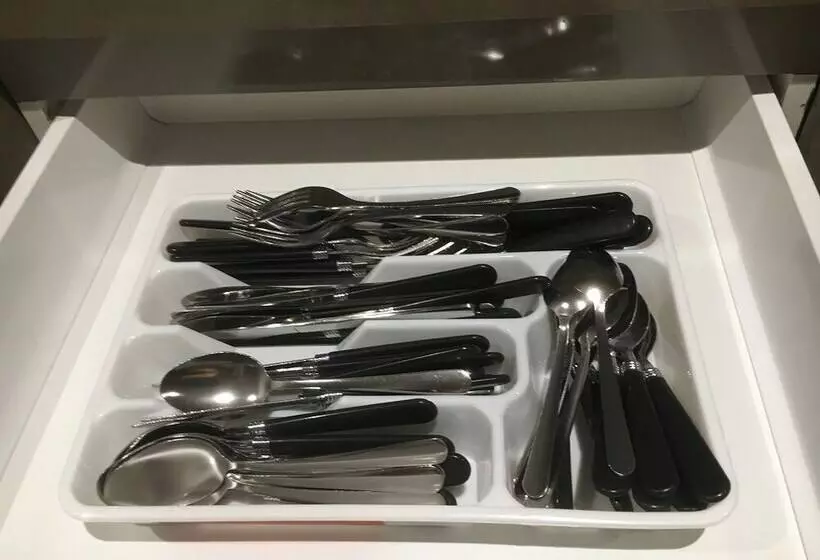 Cbd Apartment In Perfect Location