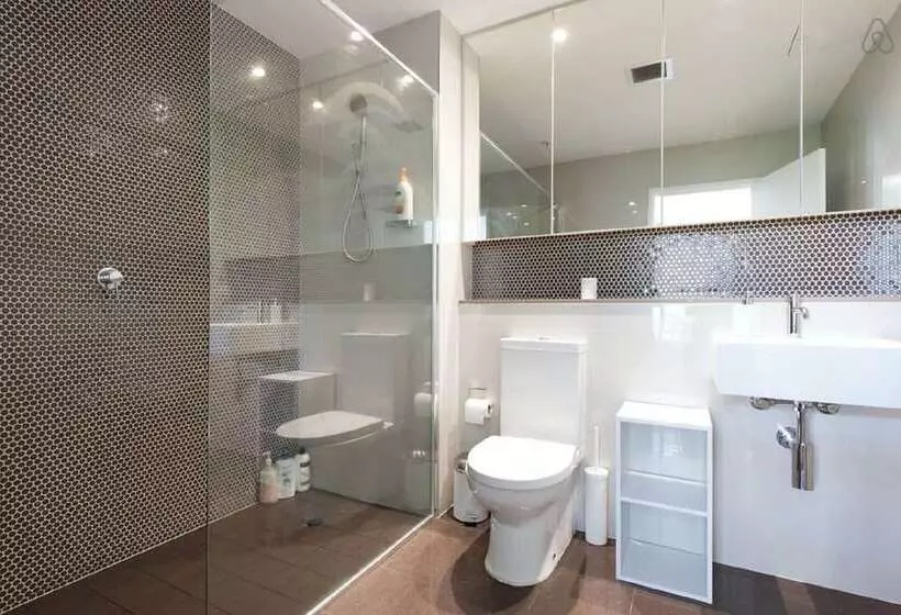 Cbd Apartment In Perfect Location