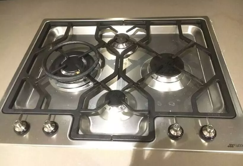 Cbd Apartment In Perfect Location