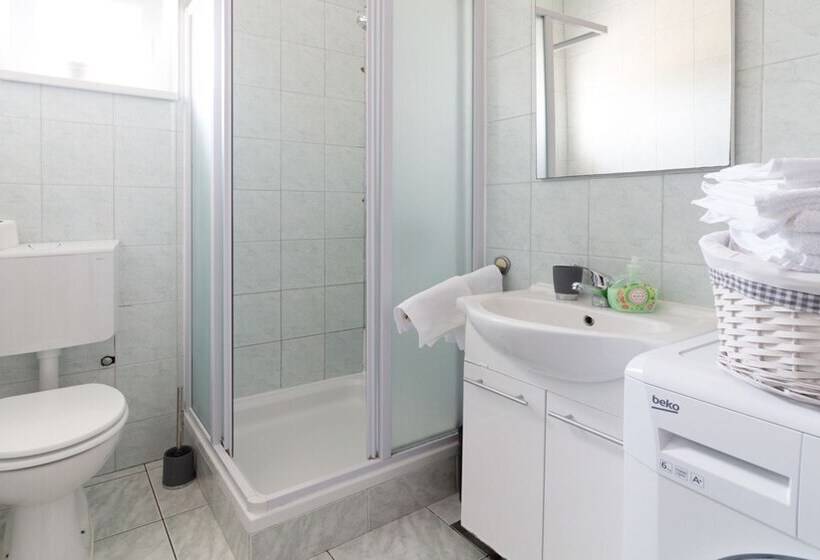 Comfortable Apartment Luka