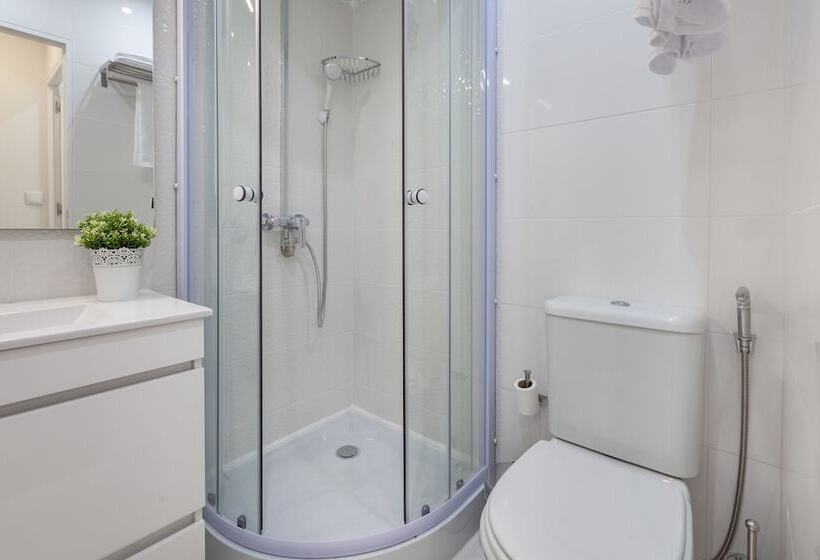 D&s   Torne Apartments