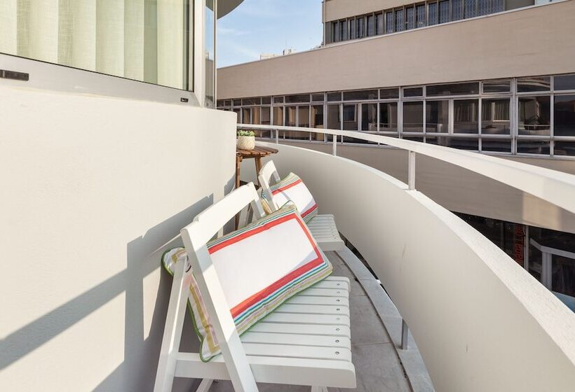 D&s   Torne Apartments