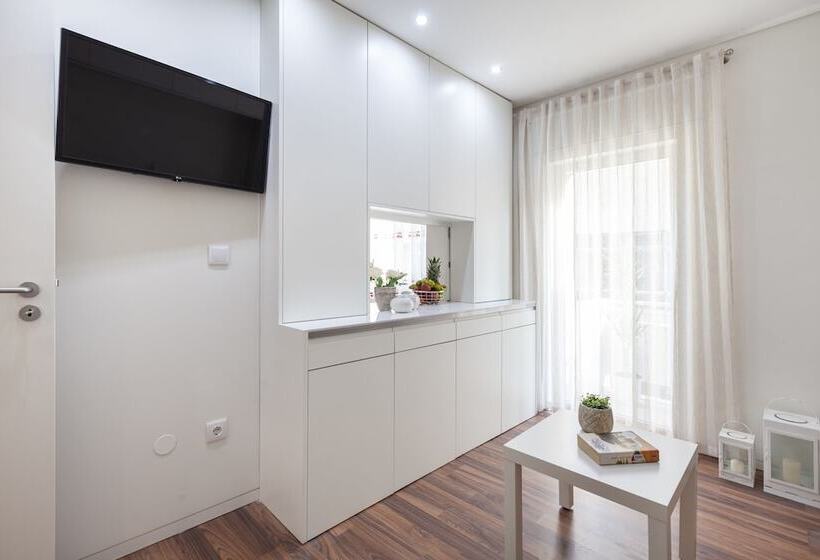 D&s   Torne Apartments