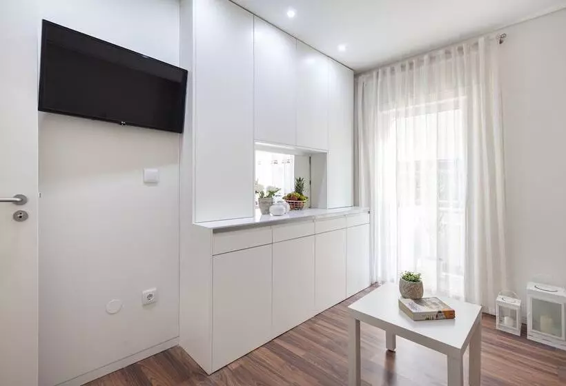 D&s   Torne Apartments