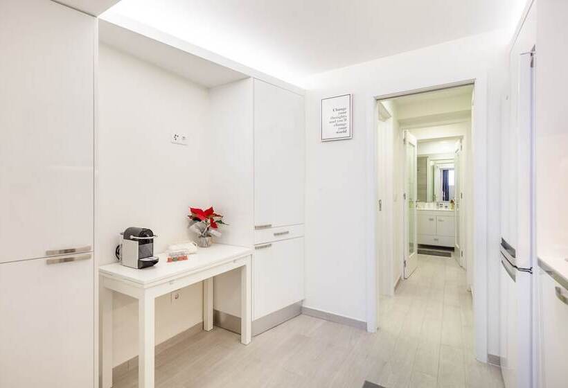 D&s   Torne Apartments