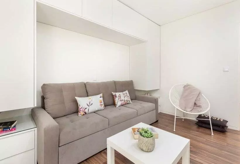 D&s   Torne Apartments