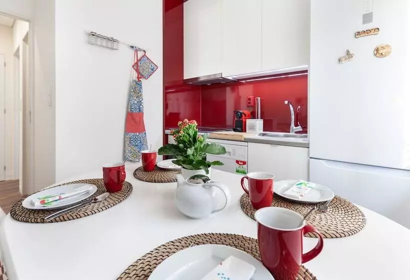 D&s   Torne Apartments