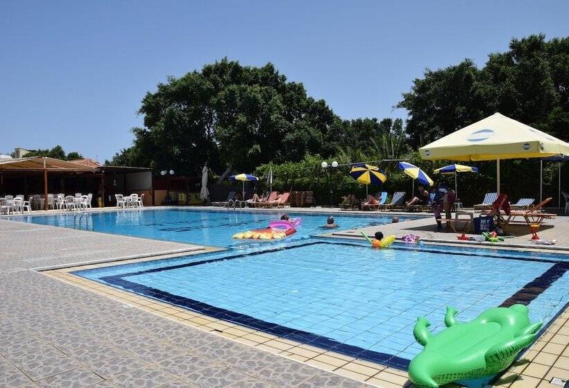 فندق Camping Chania