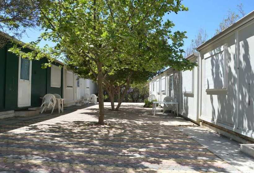 فندق Camping Chania