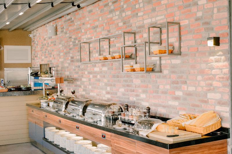 Laren Sea Side Hotel Spa