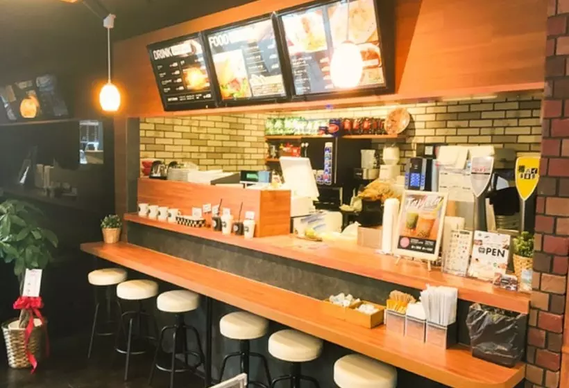 Hotelli Livemax Chibaminatoekimae