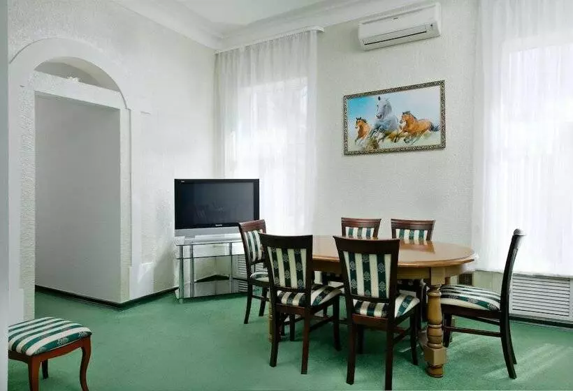 Hotelli Pansionat Zvezdniy