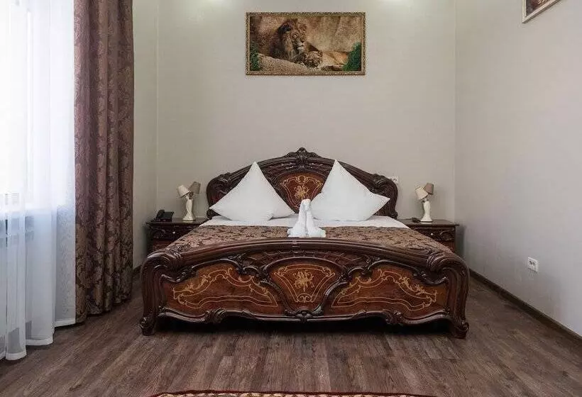 هتل Venice