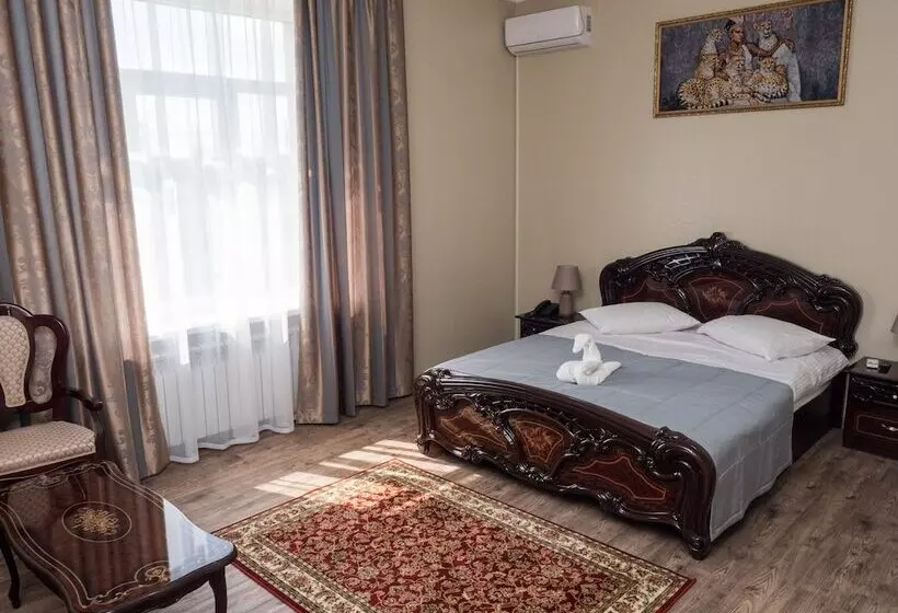 هتل Venice