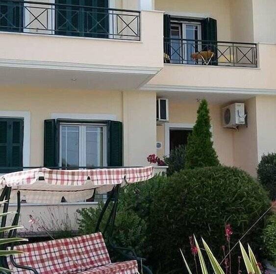 Pension (Hôtel basse catégorie) Katsenos Studios