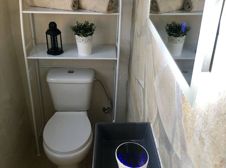 ペンション Rooms In Seafront Villa