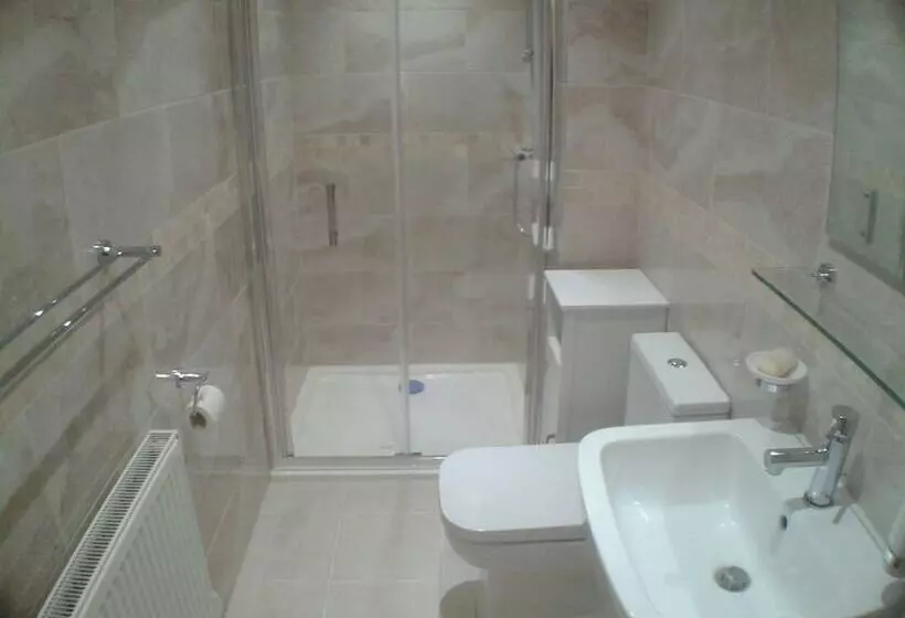 Sannan Court Holiday Apartments