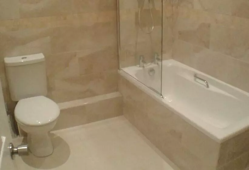 Sannan Court Holiday Apartments