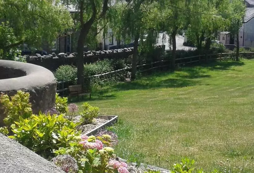 Sannan Court Holiday Apartments