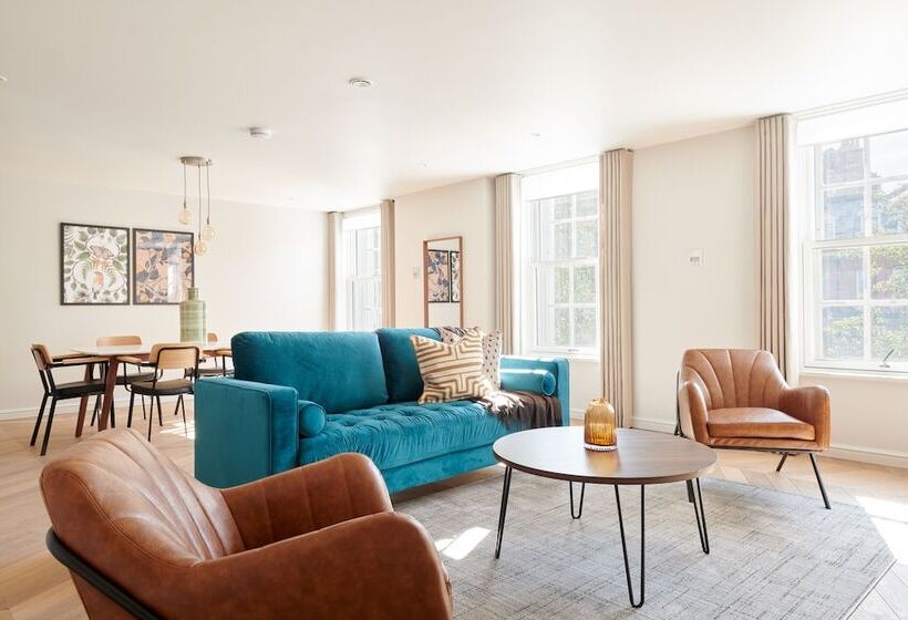 Sonder Sloane Square