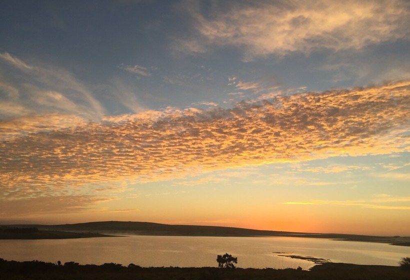 민박 Higher Searles Down