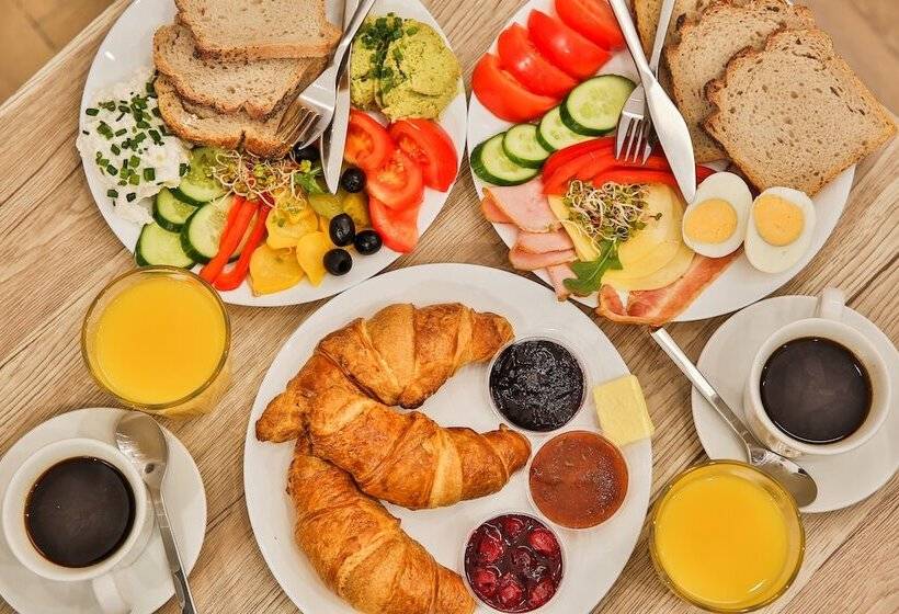 Barbakan Residence Old Town