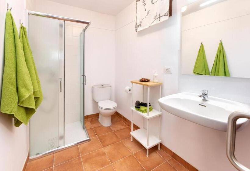 تختخواب و صبحانه Tabaiba Guesthouse