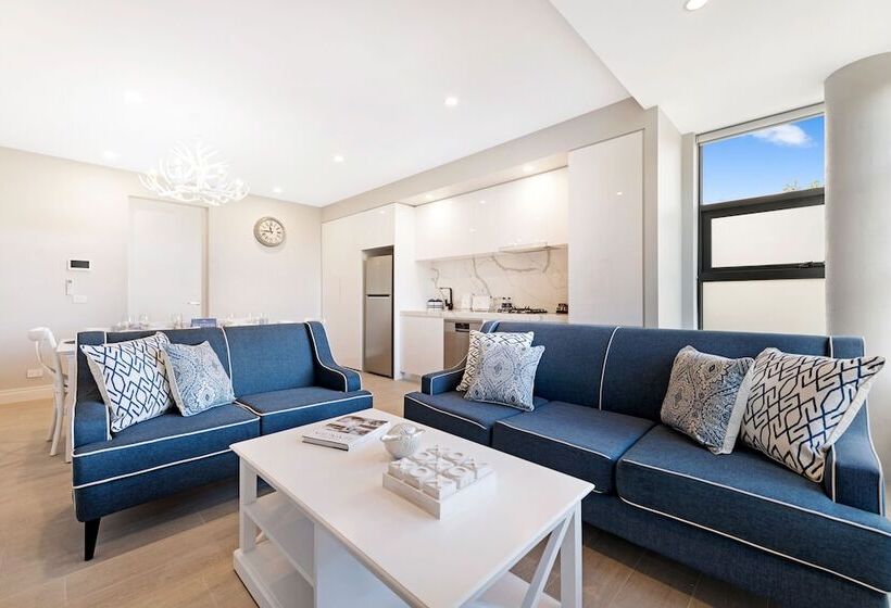 The Hamptons Apartments St Kilda