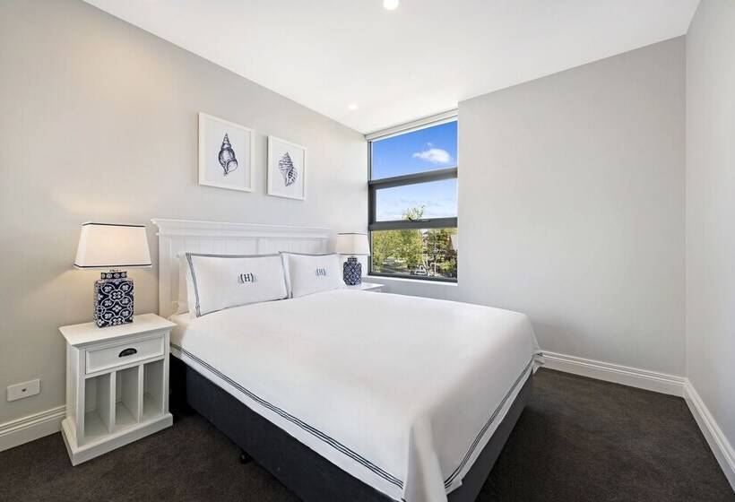 The Hamptons Apartments St Kilda