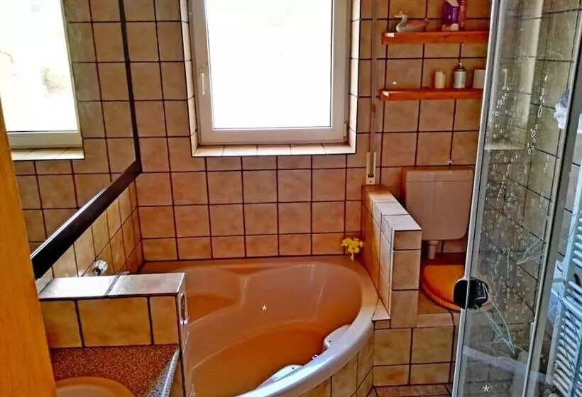 3 Zimmer Apartment Mit Weitblick