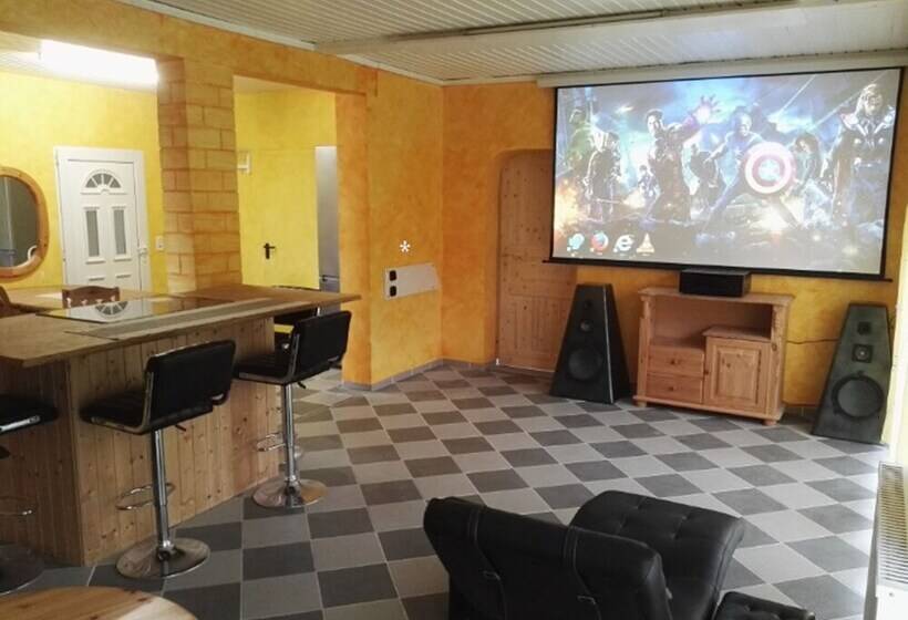 3 Zimmer Apartment Mit Weitblick