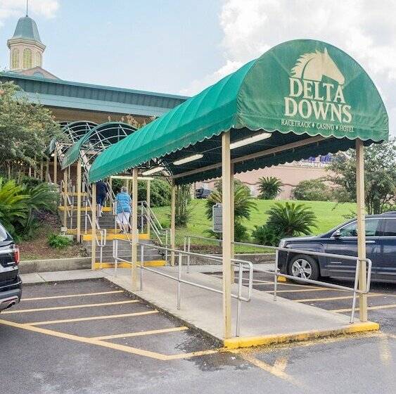 酒店 Delta Downs Racetrack Casino