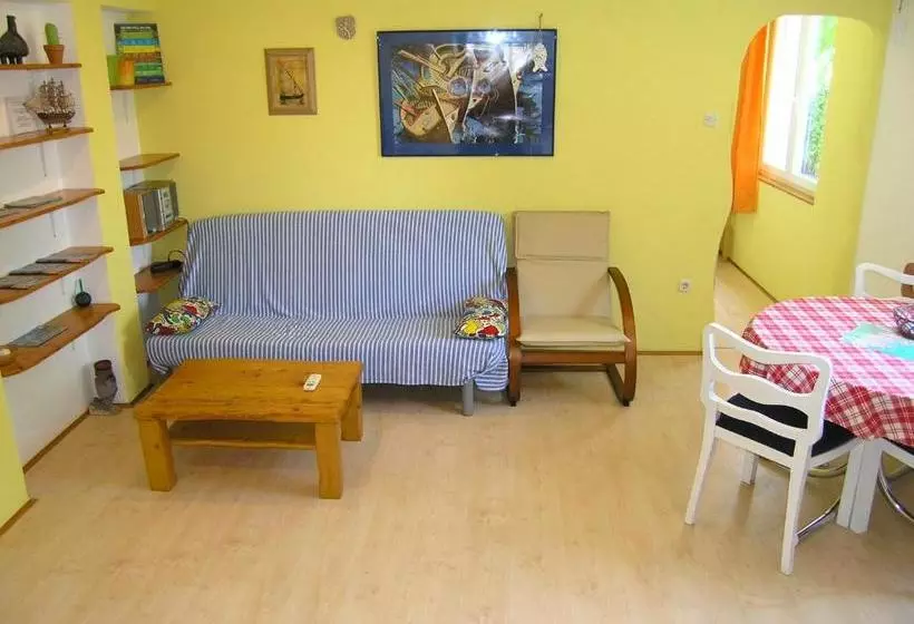 Apartment Danilo