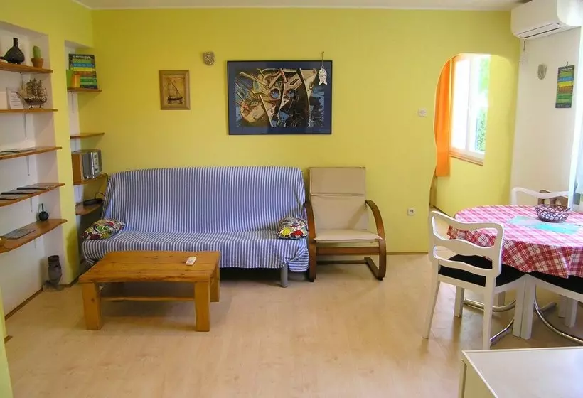 Apartment Danilo