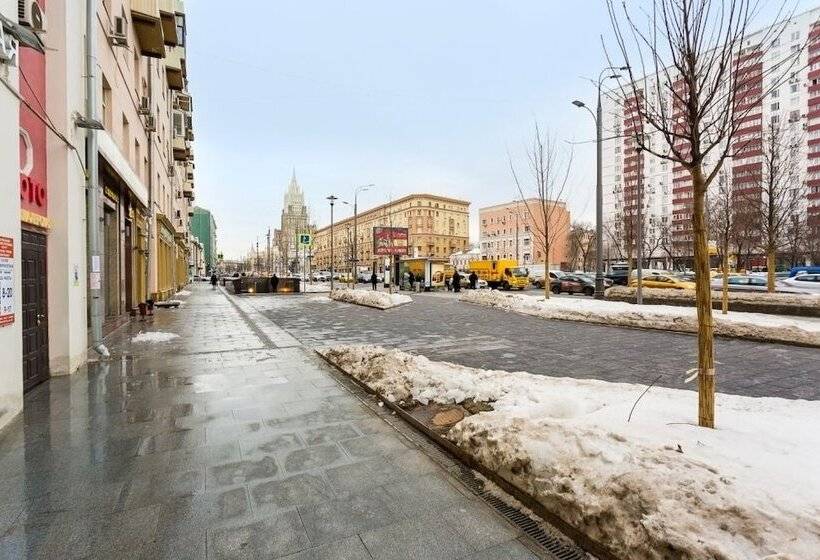 Apartment On Smolenskiy Bulevard 3