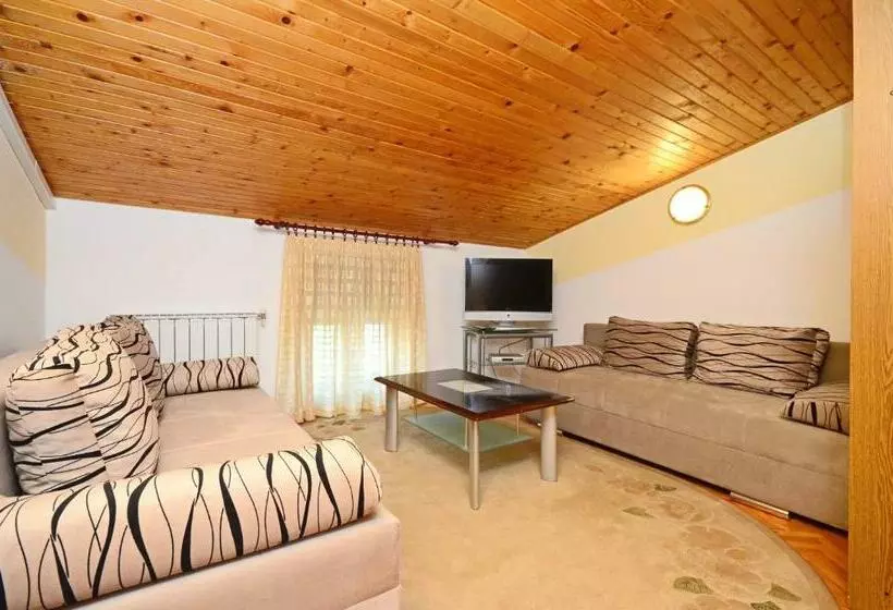 Apartments Hazim
