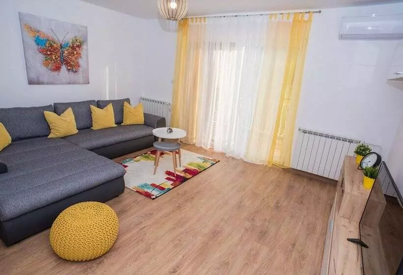 Apartments Ivona