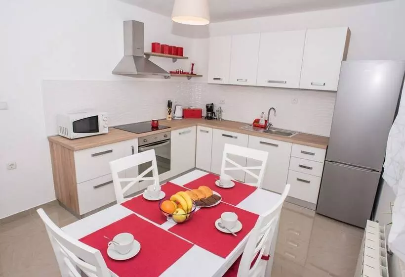 Apartments Ivona