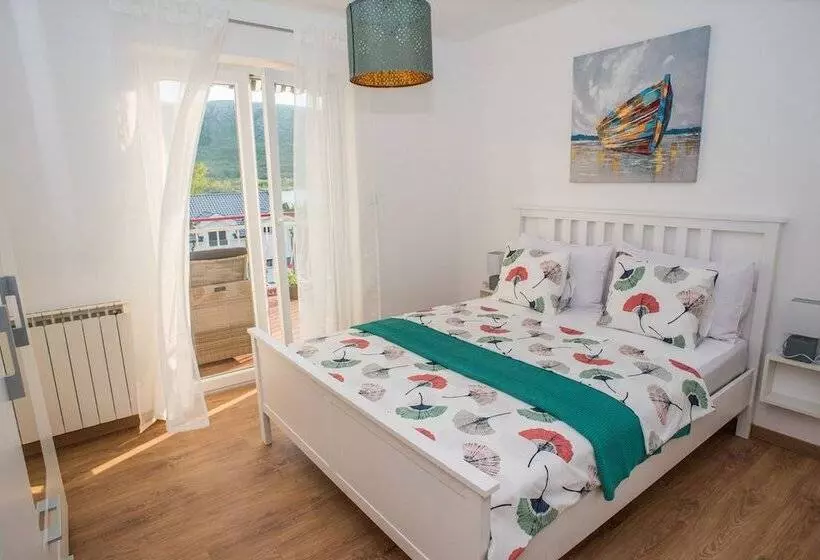 Apartments Ivona