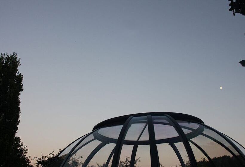 مبيت وإفطار Ferme Des Baillards