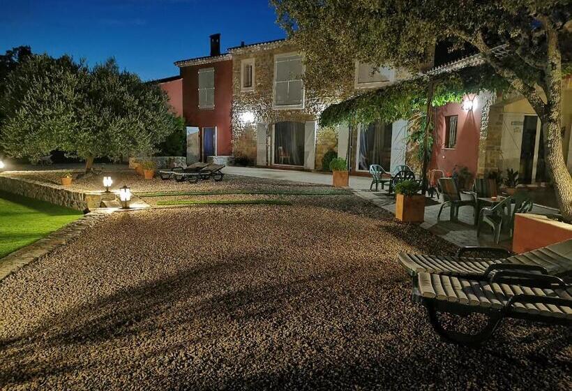 مبيت وإفطار La Bastide De Nini