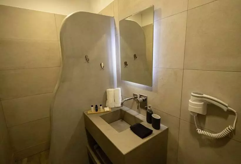 Hotelli Sette Suites & Rooms   Adults Only