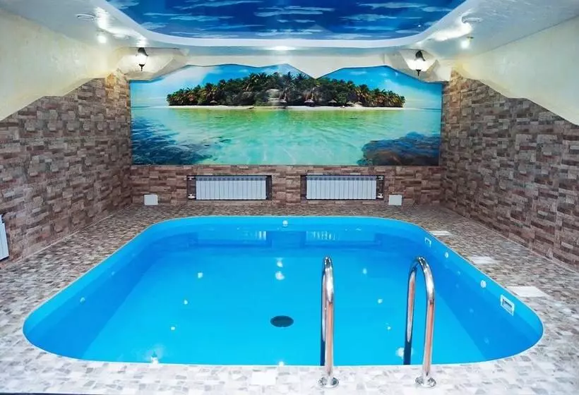Ison   Hostel