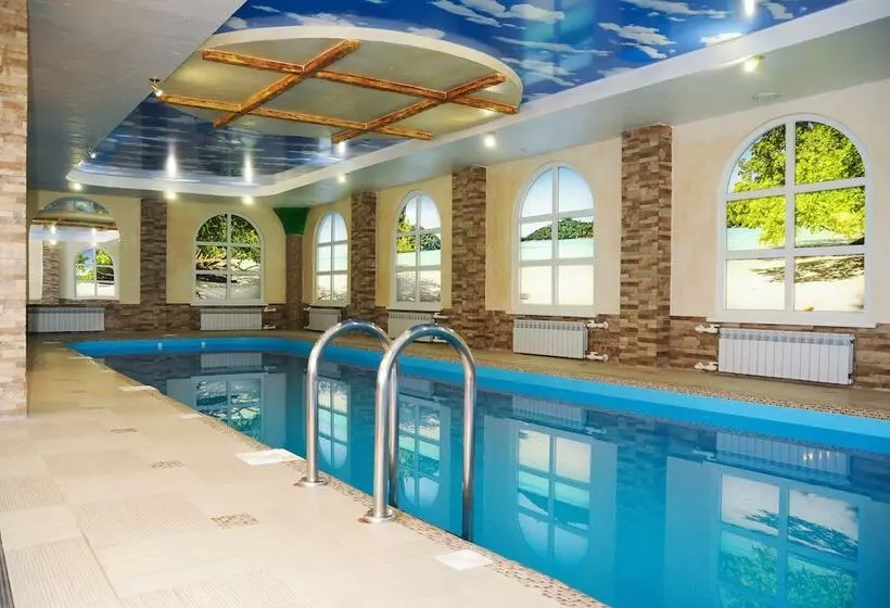 Ison   Hostel