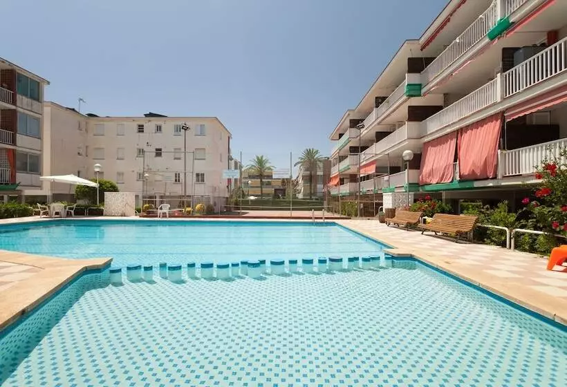 Oasis Be My Guest Castelldefels